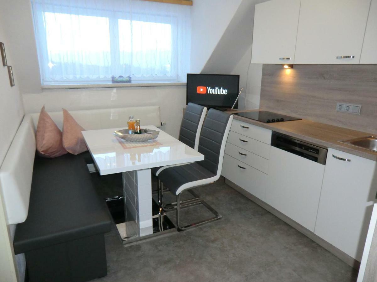 Appartement Haus Elvira à Sankt Stefan an der Gail Extérieur photo